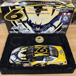 Mark Martin #6 Pfizer Justice League Batman 2004 Owners Series 1/24 Diecast